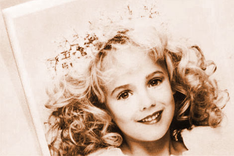 美國6歲選美小皇后被殺案疑點重重 真兇仍未確定