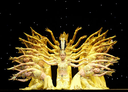 “千手觀音”綻放馬德里