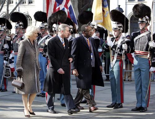 查爾斯夫婦游美國惹話題 祖先風流韻事被重提