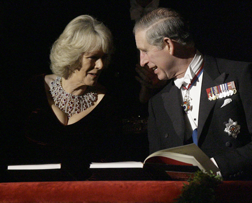 查爾斯夫婦游美國(guó)惹話題 祖先風(fēng)流韻事被重提