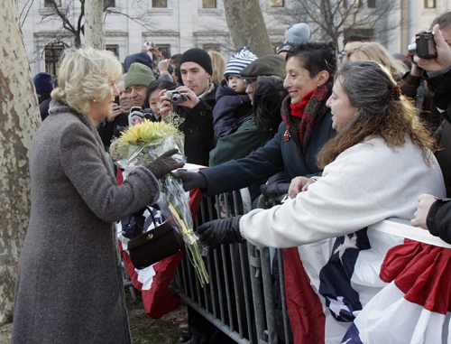 查爾斯夫婦游美國惹話題 祖先風流韻事被重提