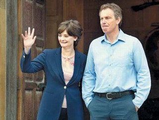 情人節專稿:名人政要初戀大揭秘