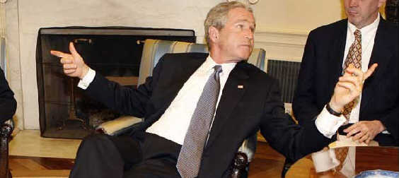 試圖改變世界？ 布什與“火神派”的故事