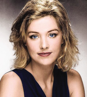 受《達(dá)芬奇密碼》影響 英女藝術(shù)家自殺