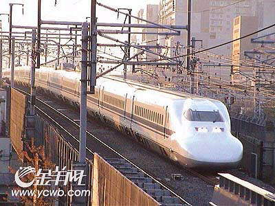 全球高速列車體驗(yàn):法國干凈 日本安全