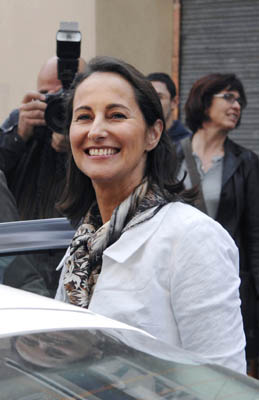 法國大選人物篇:警察、美女和農民 三足鼎立雙面PK