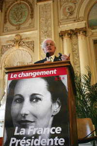 法國大選人物篇:警察、美女和農民 三足鼎立雙面PK