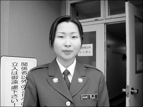 日本自衛隊招來“芹菜小姐” 吸引女性非常方法