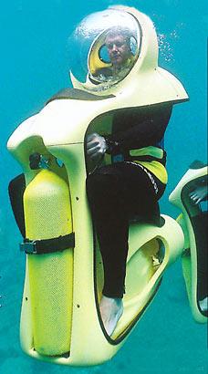 揭秘四款新奇交通工具:海底摩托水下暢游