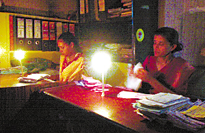 電力危機束縛印度經濟發展