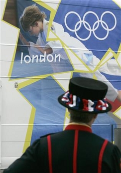 倫敦奧組委推出改進(jìn)版標(biāo)志 