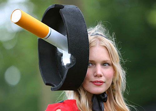 英國皇家阿斯科特賽馬會(huì)帽子創(chuàng)意無限