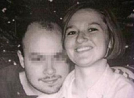 俄羅斯男子槍殺摯愛女友 只因“她”曾是男兒身