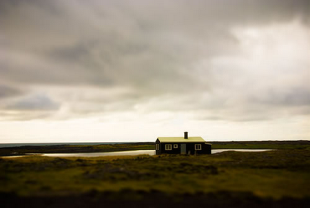 神奇！相機竟能照出小人國