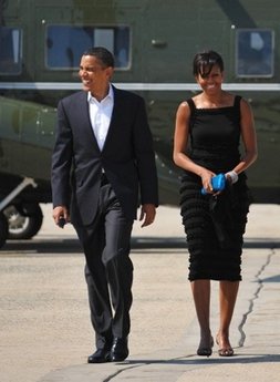 奧巴馬夫婦拍拖看百老匯舞臺(tái)劇