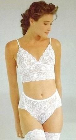 法國第一夫人布魯尼性感蕾絲內衣照曝光