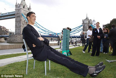 中國人讓位土耳其人接班 新“世界第一高人”最想結婚