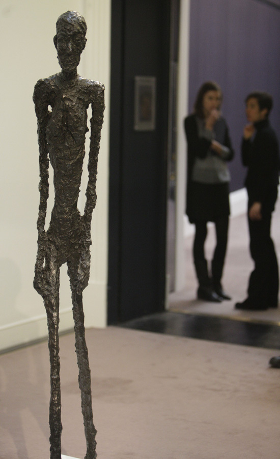 1.04億美元！“行走的人”創藝術品拍賣最高價