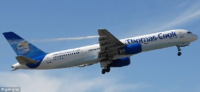 英國波音757客機空中漏油 231名乘客驚魂