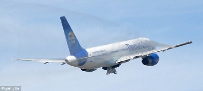 英國波音757客機空中漏油 231名乘客驚魂