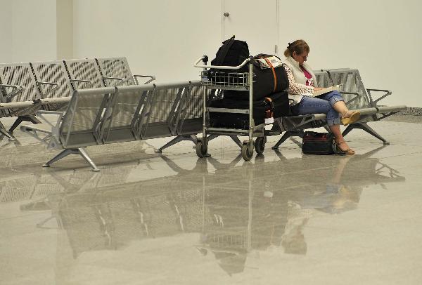 英國攝影師冒險拍“火山寫真”[組圖]