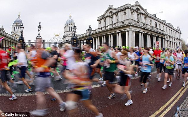 倫敦馬拉松賽創17項記錄 英公主與3.7萬人齊跑(組圖)