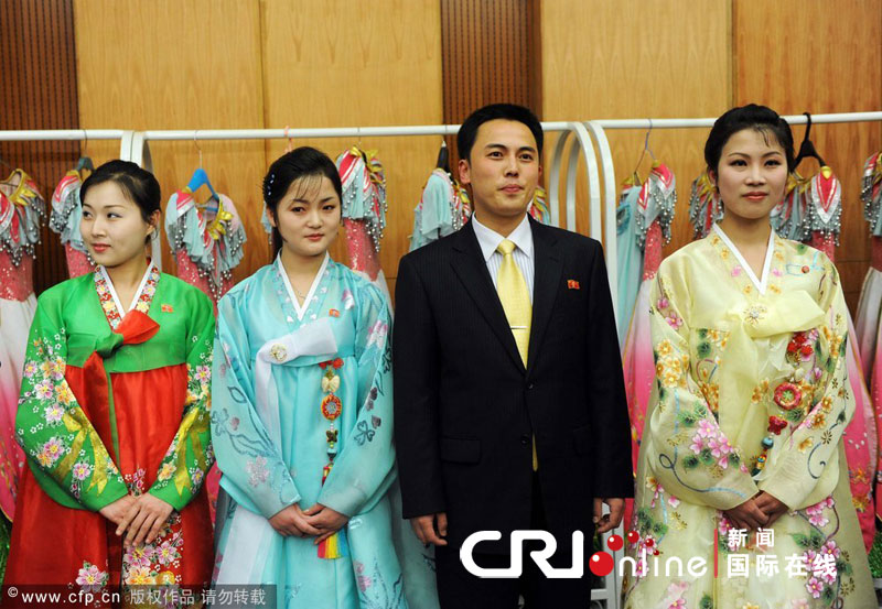 朝鮮版《紅樓夢》劇組亮相北京(高清組圖)