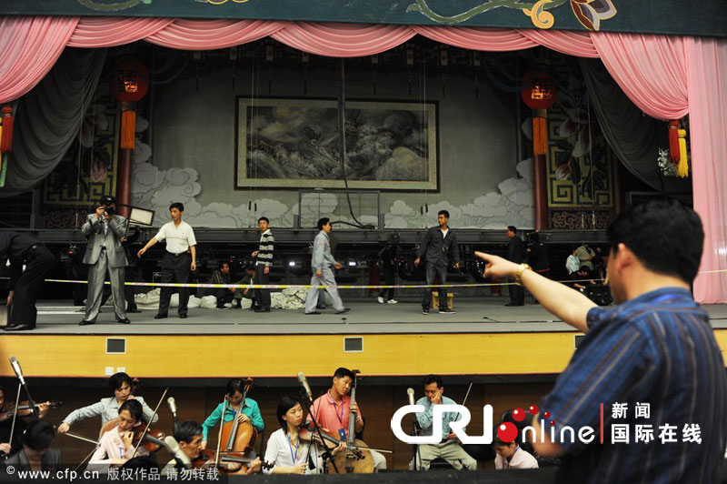 朝鮮版《紅樓夢》劇組亮相北京(高清組圖)