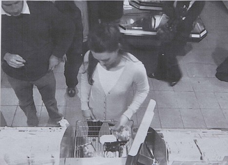 英國王子也“差錢”？威廉購物不帶現(xiàn)金讓女友解圍