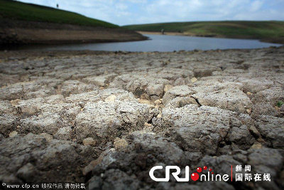 英格蘭遭遇近百年來(lái)最嚴(yán)重旱情 水庫(kù)干枯