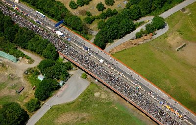 組圖：德國200萬人在高速公路上體驗“安靜生活”