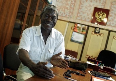 貝寧人當選俄羅斯首位黑人議員 被喻為“俄版奧巴馬”