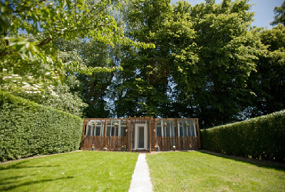 圖：英國出現(xiàn)專為貓設(shè)計的“5星級酒店”