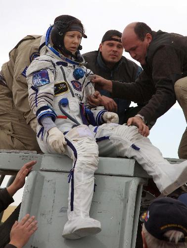 俄羅斯“聯(lián)盟”號載人飛船成功著陸 曾因故障耽誤一天