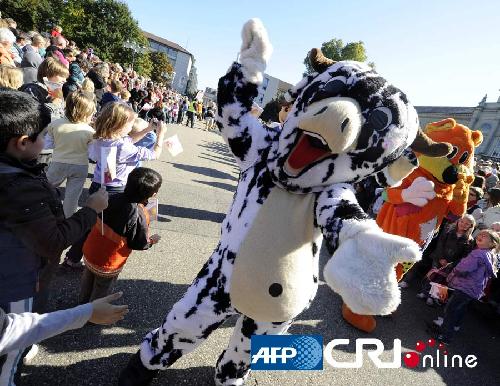 德國166個卡通吉祥物大游行 沖擊吉尼斯世界紀錄