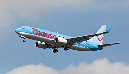 英醉酒女乘客空中撒潑毆打乘務員 飛機迫降百慕大