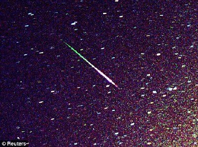 地球生命源起宇宙？隕石樣本釋疑團