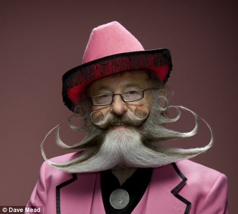 世界胡須大賽開幕在即 部分選手造型提前曝光