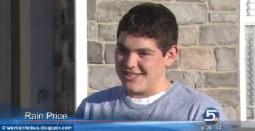 愛可以這樣表達!麻辣老爹365天“服裝秀”送兒上學