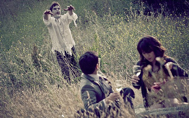 美國一對情侶拍另類“僵尸”訂婚照 一夜爆紅網絡