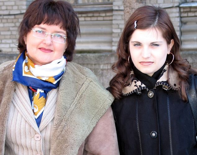 俄羅斯醫(yī)生戒癮出奇招 柳條抽打臀部助癮君子獲新生