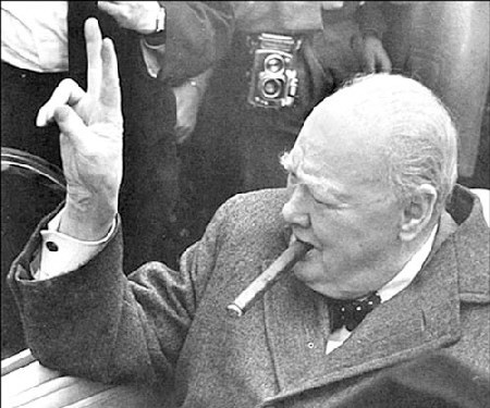 丘吉爾因何一夜變老