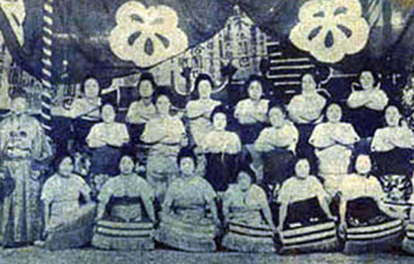 看看日本“變態”的女子相撲文化【組圖】