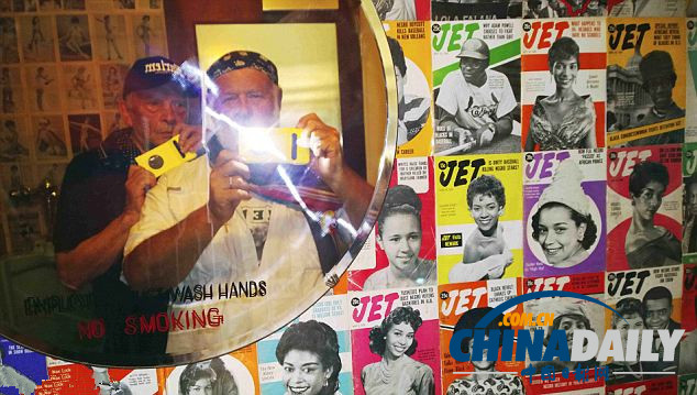 美攝影師手機抓拍紐約火辣夏天