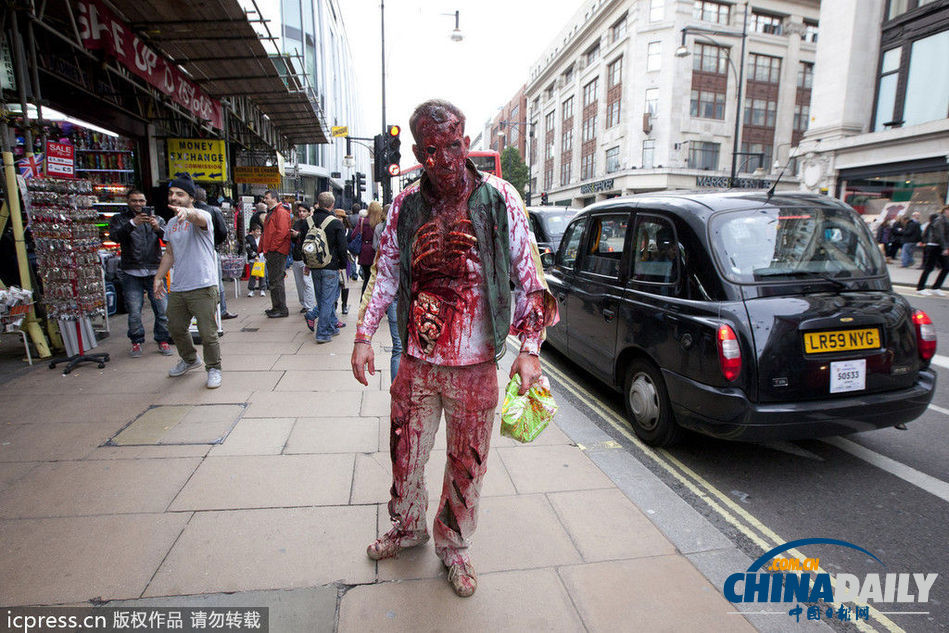 數千“僵尸”集體出街 英國倫敦變“鬼城”