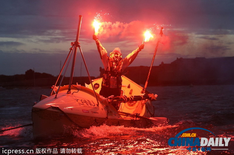 加拿大女子獨自劃艇 成功橫跨大西洋