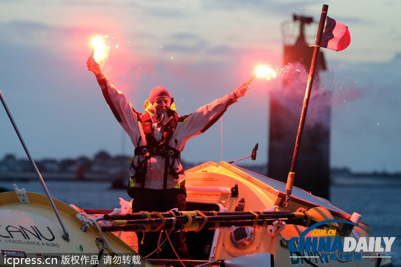 加拿大女子獨自劃艇 成功橫跨大西洋