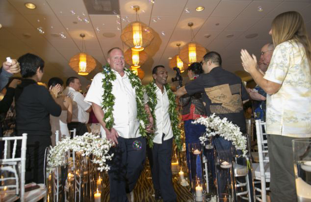 美6對同性戀人夏威夷喜結連理