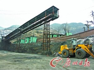 山西部分中小煤礦因重組停工成煤荒主因