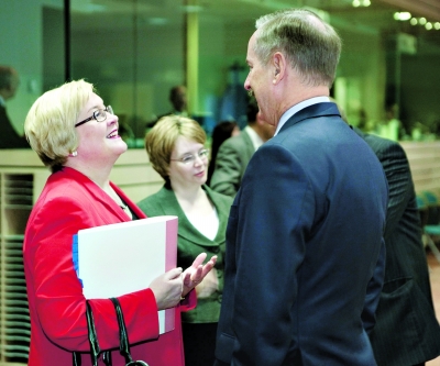 歐盟交通部長商討冰島火山灰的影響(圖)